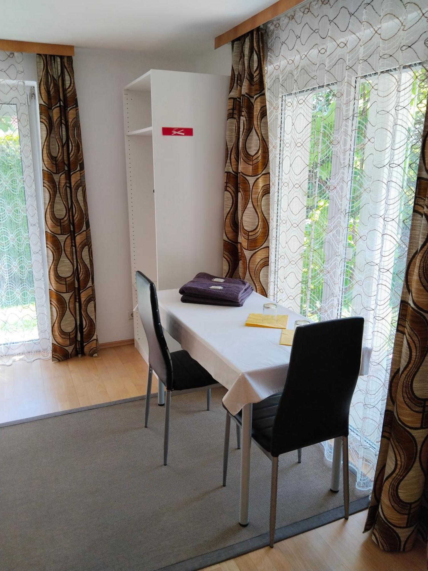 Sagzahnblick Apartment Кундл Екстериор снимка